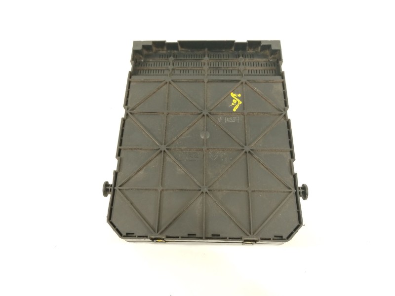 Recambio de caja reles / fusibles para citroën c4 i (lc_) 1.6 hdi referencia OEM IAM 9663576480  BSI2004P09