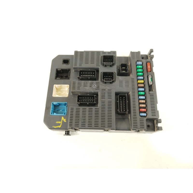 Recambio de caja reles / fusibles para citroën c4 i (lc_) 1.6 hdi referencia OEM IAM 9663798480  BSI2004P08