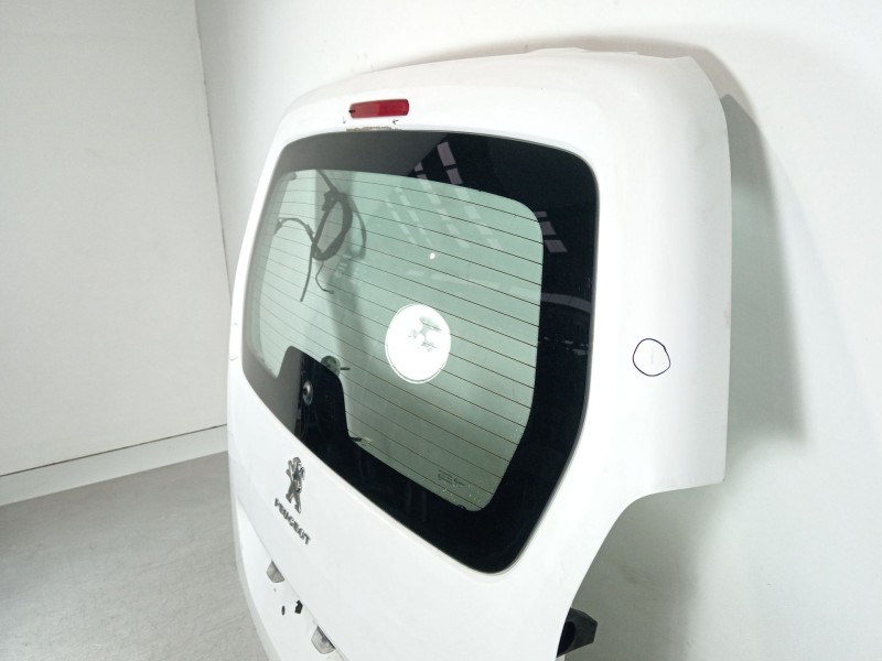 Recambio de porton trasero para peugeot partner kombi outdoor referencia OEM IAM 8701Y6  