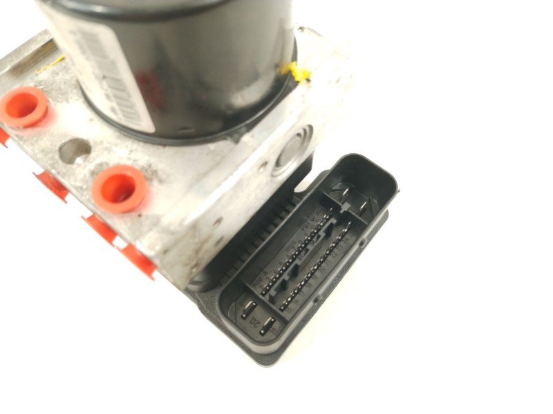 Recambio de abs para suzuki alto amf 310 ga referencia OEM IAM 5611068KA0 68K0 06210213884