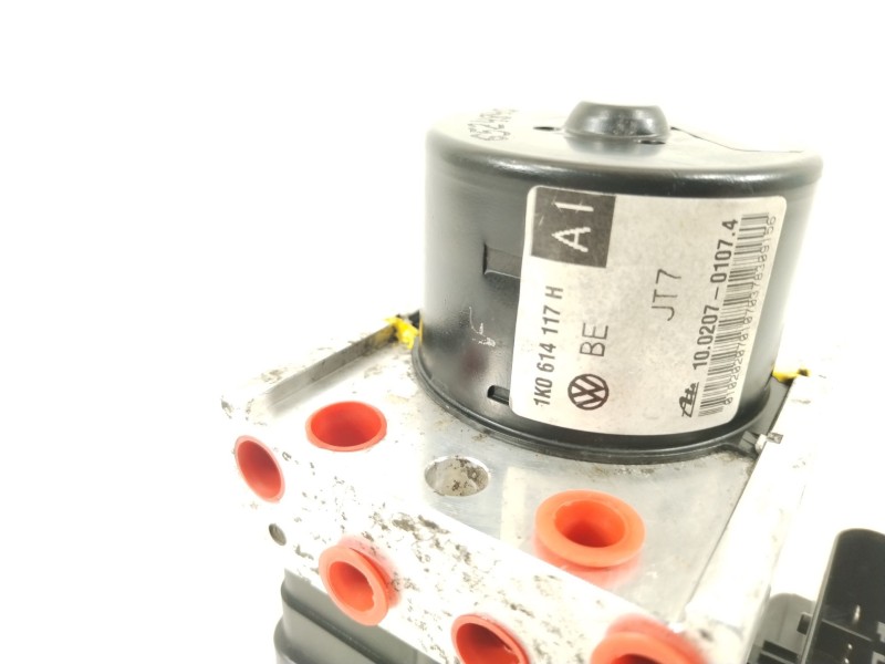 Recambio de abs para seat leon (1p1) 1.9 tdi referencia OEM IAM 1K0614117H 1K0907379P 10020701074