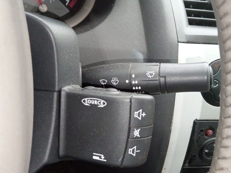 Recambio de mando luces para renault megane ii coupé-cabriolet (em0/1_) 2.0 referencia OEM IAM 8200216465  61835908