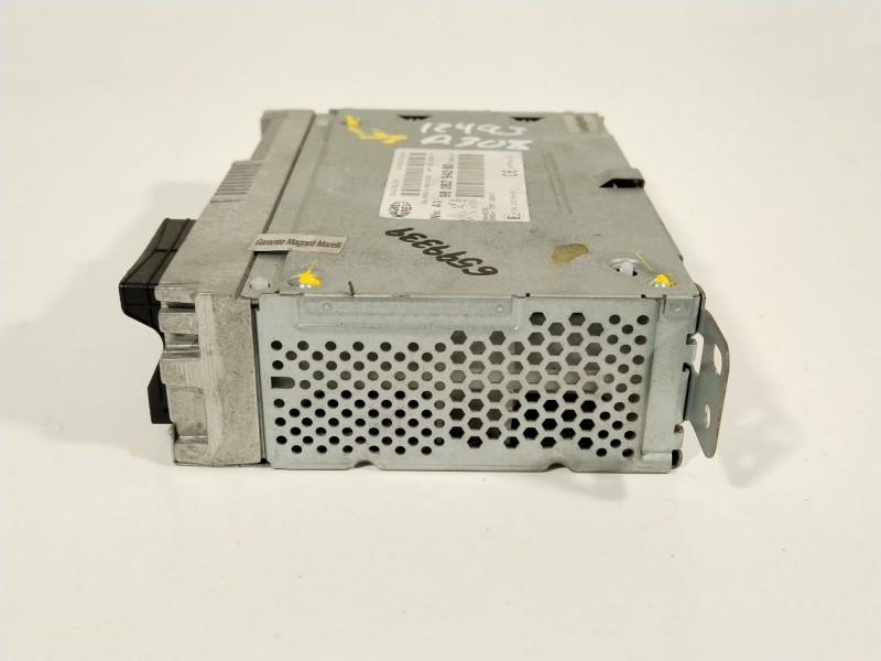 Recambio de sistema audio / radio cd para peugeot 308 access referencia OEM IAM 9808294280  5C3551222006