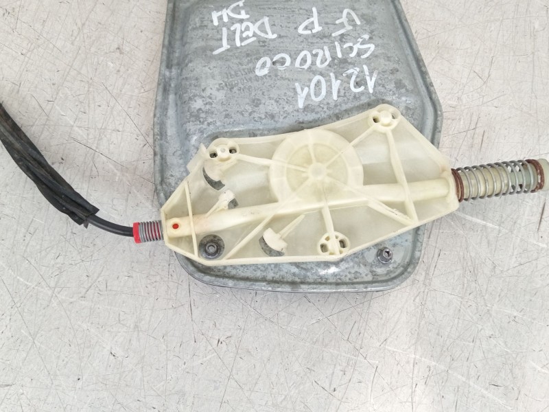 Recambio de elevalunas delantero derecho para volkswagen scirocco (137) 2.0 tdi (103kw) referencia OEM IAM 1K8837462G  