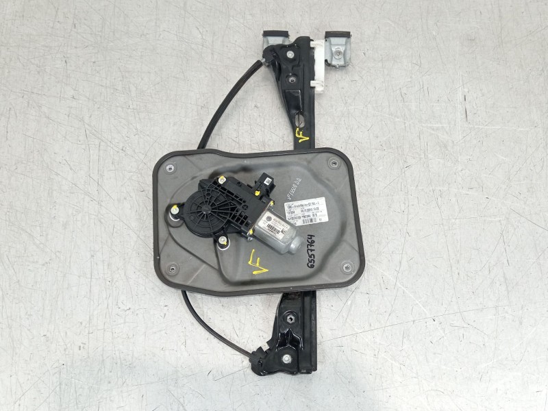 Recambio de elevalunas delantero derecho para skoda fabia ii (542) 1.2 referencia OEM IAM 5J1837402D  6Q2959801F