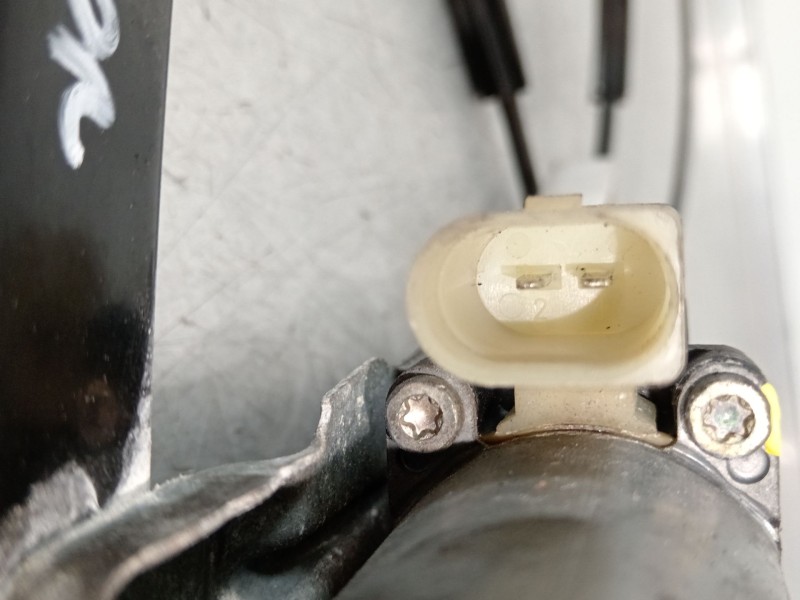 Recambio de elevalunas delantero izquierdo para bmw 3 coupé (e46) 330 ci referencia OEM IAM 8204179 876283620640 51338229105