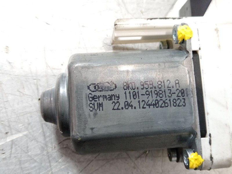 Recambio de elevalunas trasero derecho para audi a4 b8 (8k2) 2.0 tdi referencia OEM IAM 8K0839462A  8K0959812A