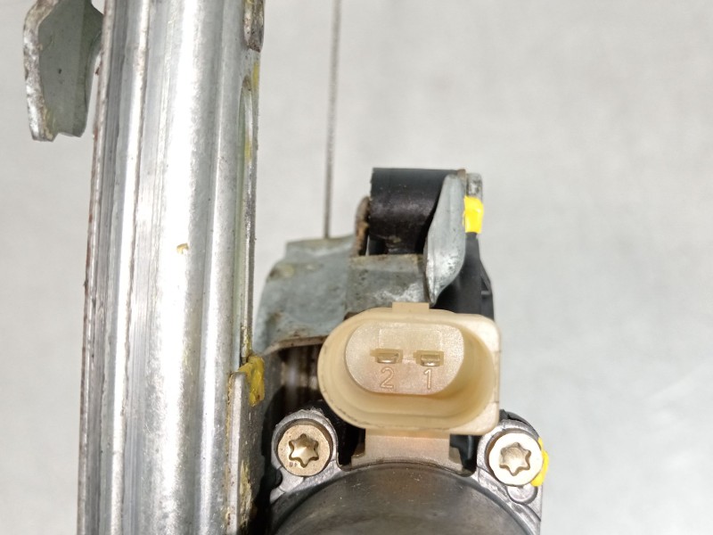 Recambio de elevalunas trasero derecho para bmw 3 (e46) 320 d referencia OEM IAM 51358212100  6762883620650