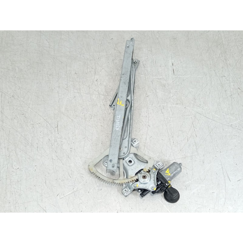 Recambio de elevalunas delantero derecho para toyota auris (_e18_) 1.4 d-4d (nde180_) referencia OEM IAM 6981002450  857100D100