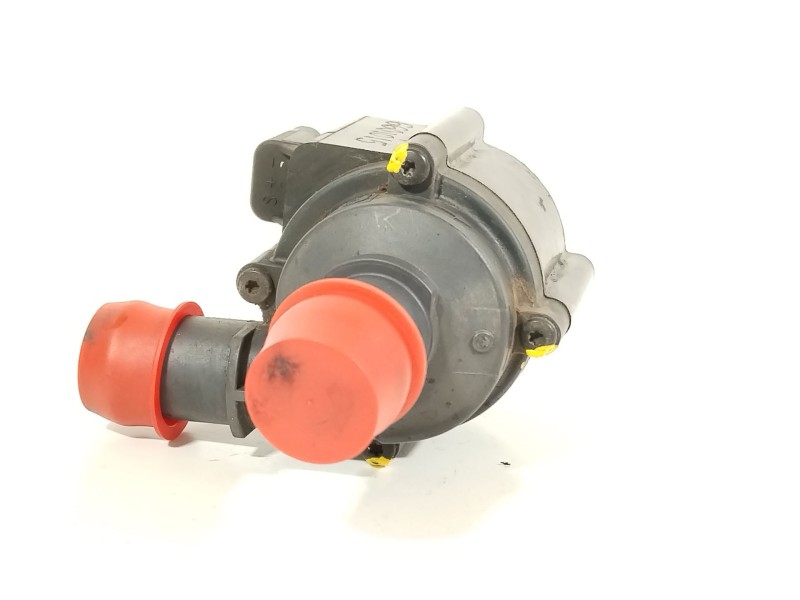 Recambio de bomba agua para volkswagen golf vii lim. advance bluemotion referencia OEM IAM 5Q0965561B  