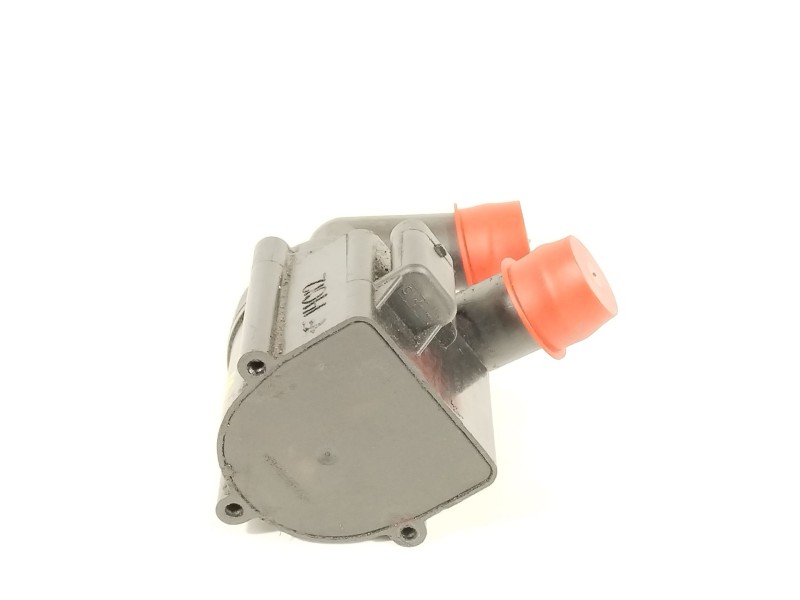 Recambio de bomba agua para volkswagen passat b6 (3c2) 2.0 tdi referencia OEM IAM 5N0965561  