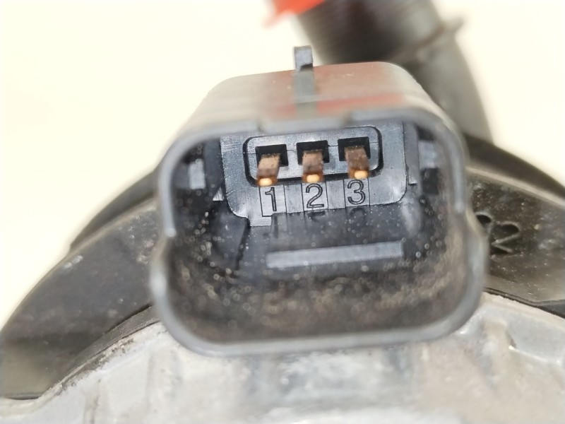 Recambio de bomba agua para dacia logan ii essential referencia OEM IAM 210103582R  0392024088