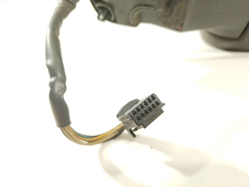 Recambio de retrovisor derecho para renault scenic iii dynamique referencia OEM IAM 963019850R  