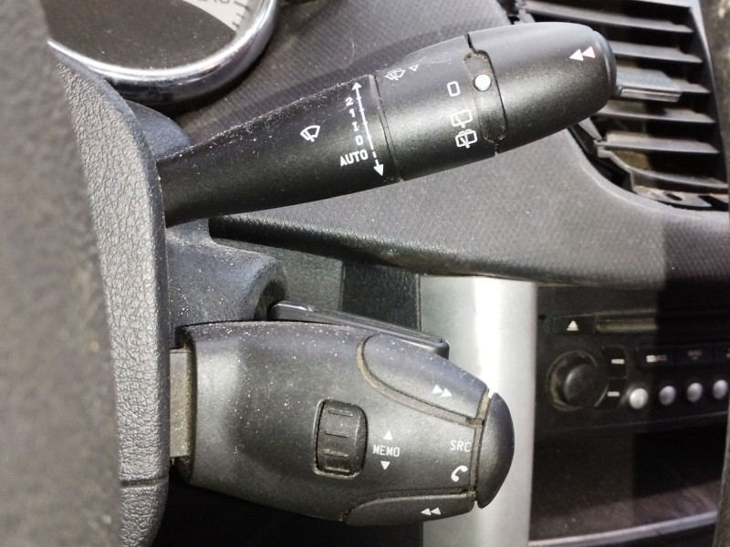 Recambio de mando luces para peugeot 207 sw sport referencia OEM IAM 96661295XT 96637241XT 96655861XT