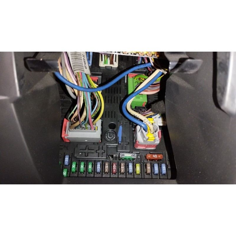 Recambio de caja reles / fusibles para citroën c5 iii (rd_) 2.0 hdi 140 referencia OEM IAM 9664059080  