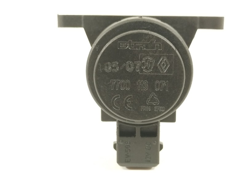 Recambio de valvula aire adicional para opel vivaro furgón/combi (07.2006 =>) combi l1h1 2,7t edition referencia OEM IAM 7700113