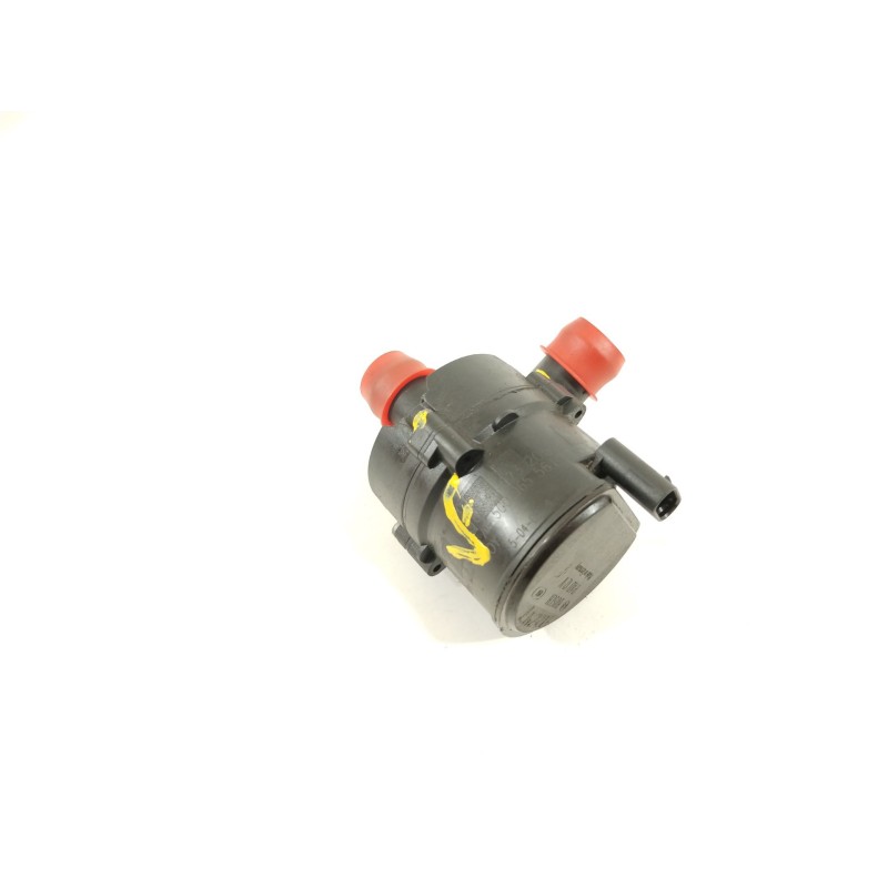 Recambio de bomba agua para skoda octavia iii combi (5e5, 5e6) 1.6 tdi referencia OEM IAM 5G0965567  0397023209