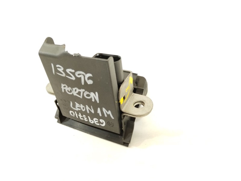 Recambio de cerradura maletero / porton para seat leon (1p1) 1.9 tdi referencia OEM IAM 1P0827505D  