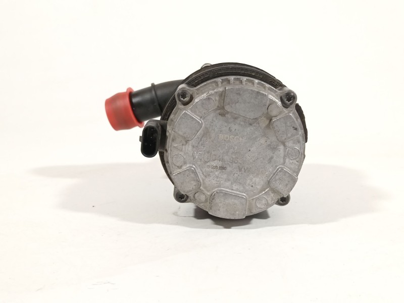Recambio de bomba agua para volkswagen golf vii lim. gte referencia OEM IAM 04L965567  0392024003