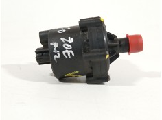 Recambio de bomba agua para renault zoe bose referencia OEM IAM 144B03731R  255234
