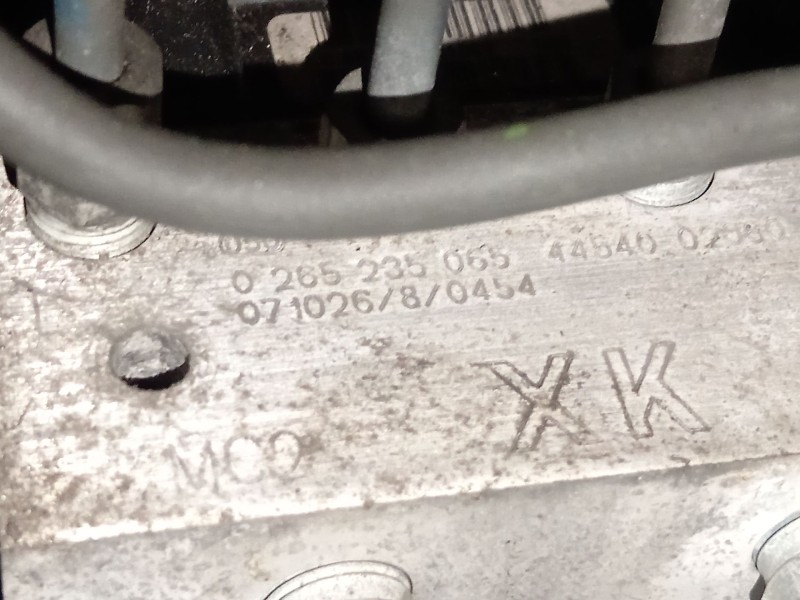 Recambio de abs para toyota auris (_e15_) 2.0 d-4d (ade150_) referencia OEM IAM 4454002060  0265235065