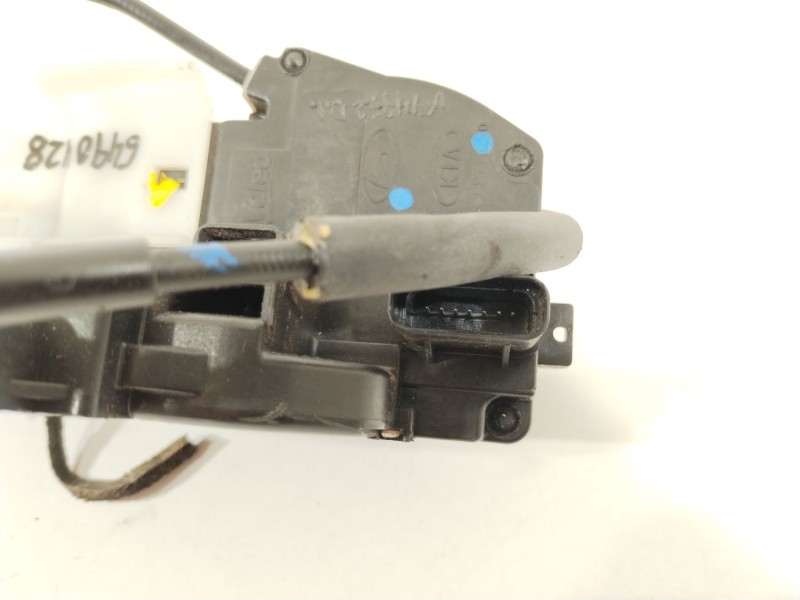 Recambio de cerradura puerta delantera izquierda para kia cee´d hatchback (ed) 1.4 referencia OEM IAM 813101H300  