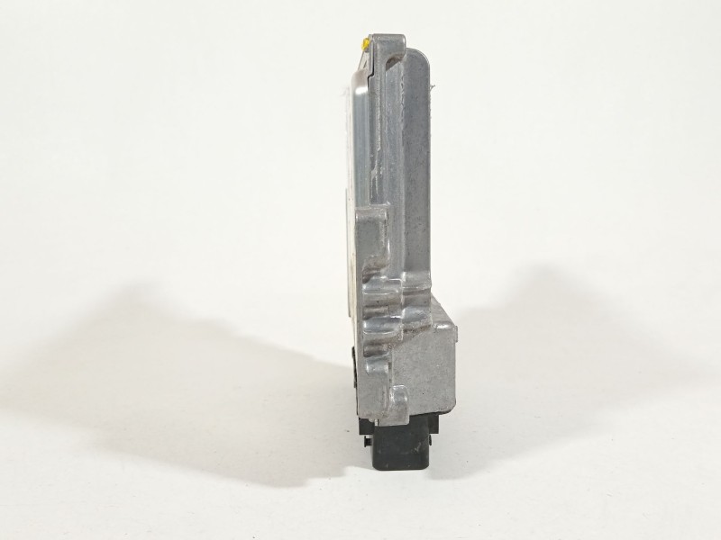 Recambio de centralita motor uce para peugeot 5008 premium referencia OEM IAM 9666556980  