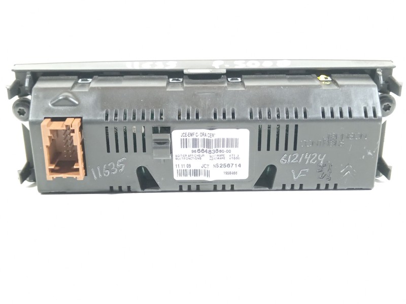 Recambio de pantalla multifuncion para peugeot 5008 premium referencia OEM IAM 9666483680  