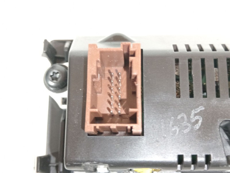 Recambio de pantalla multifuncion para peugeot 5008 premium referencia OEM IAM 9666483680  