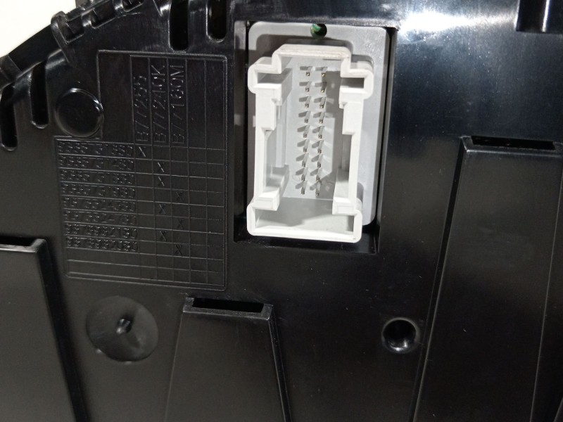 Recambio de cuadro instrumentos para citroën c4 ii (nc_) 1.6 hdi 110 referencia OEM IAM 96657314XT  