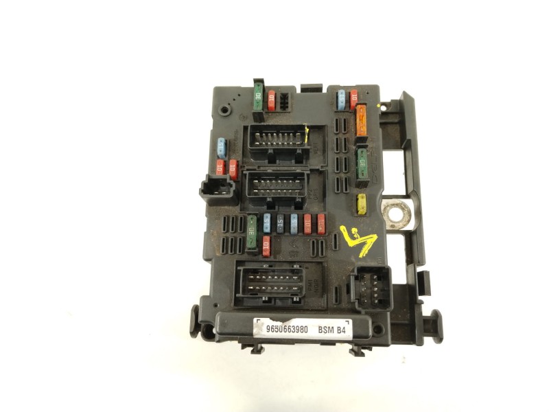 Recambio de caja reles / fusibles para peugeot 307 sw (3h) 1.6 hdi 110 referencia OEM IAM 9650663980  