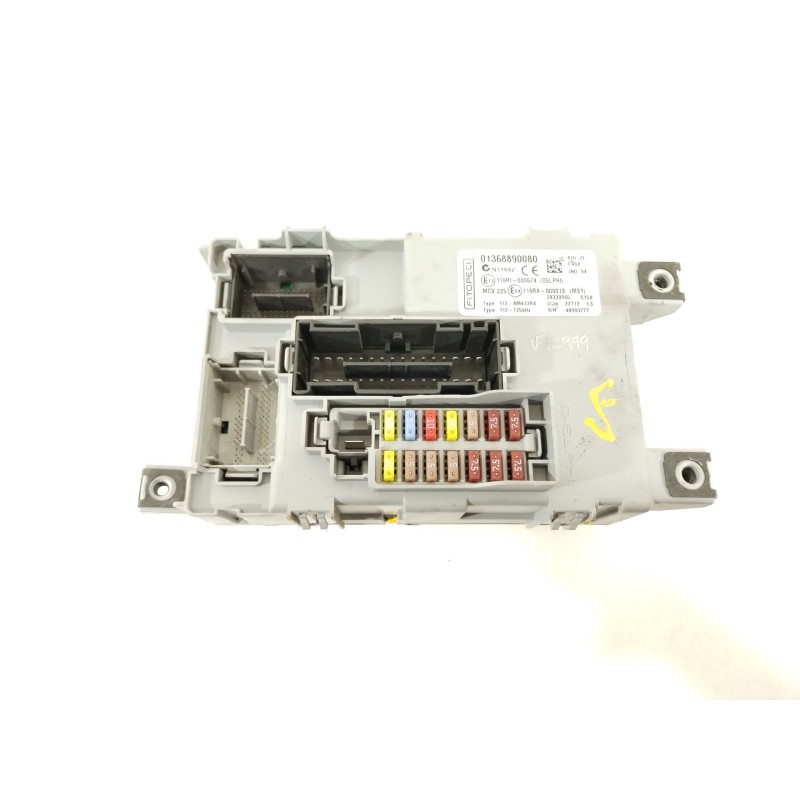 Recambio de caja reles / fusibles para peugeot bipper avantage referencia OEM IAM 1368890080  