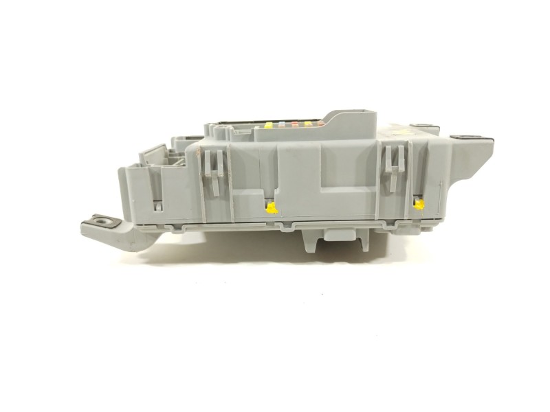 Recambio de caja reles / fusibles para peugeot bipper avantage referencia OEM IAM 1368890080  