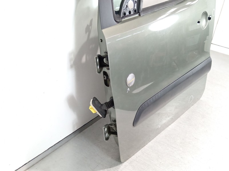 Recambio de puerta delantera izquierda para peugeot partner tepee 1.6 hdi referencia OEM IAM 9002Z3  