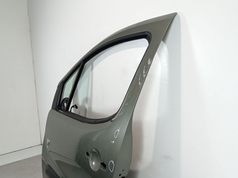 Recambio de puerta delantera izquierda para peugeot partner tepee 1.6 hdi referencia OEM IAM 9002Z3  