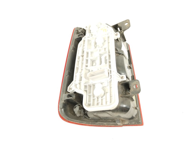 Recambio de piloto trasero derecho para volkswagen caddy furgón/kombi furgón bluemotion referencia OEM IAM 2K1945096F  