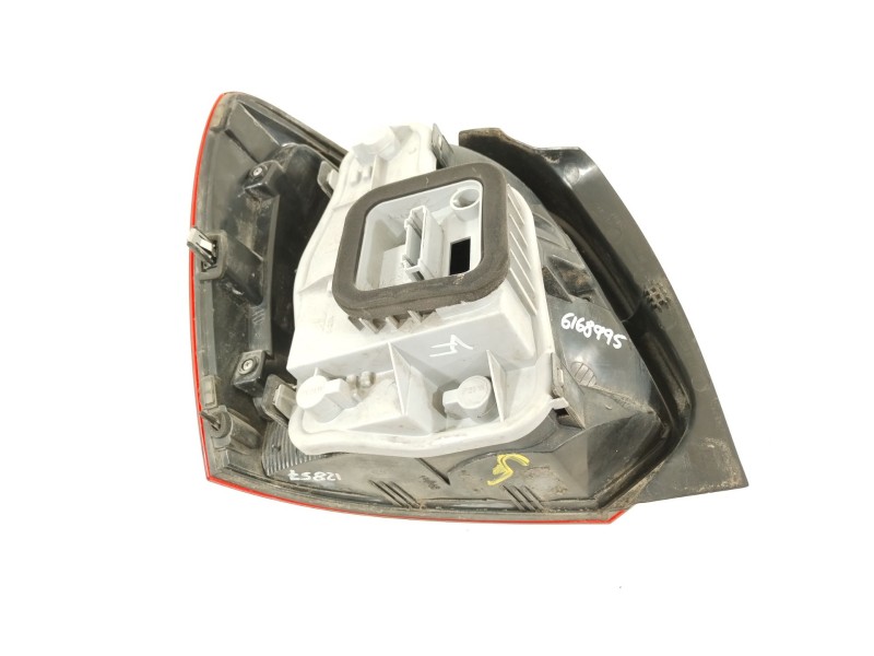 Recambio de piloto trasero derecho para volkswagen polo (6r1) advance referencia OEM IAM 6R0945096G  6R0945096H