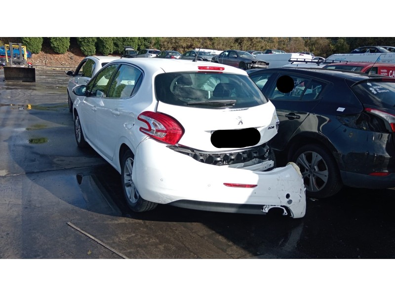 peugeot 208 i (ca_, cc_) del año 2013 peugeot 208 i (ca_, cc_) del año 2013