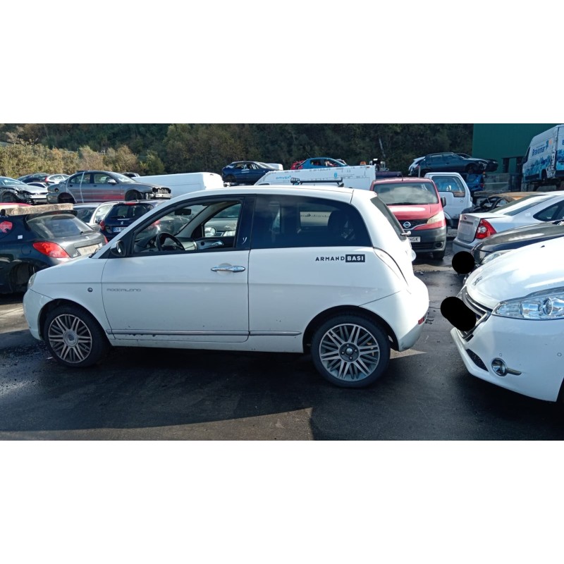 lancia ypsilon (843_) del año 2009 lancia ypsilon (843_) del año 2009