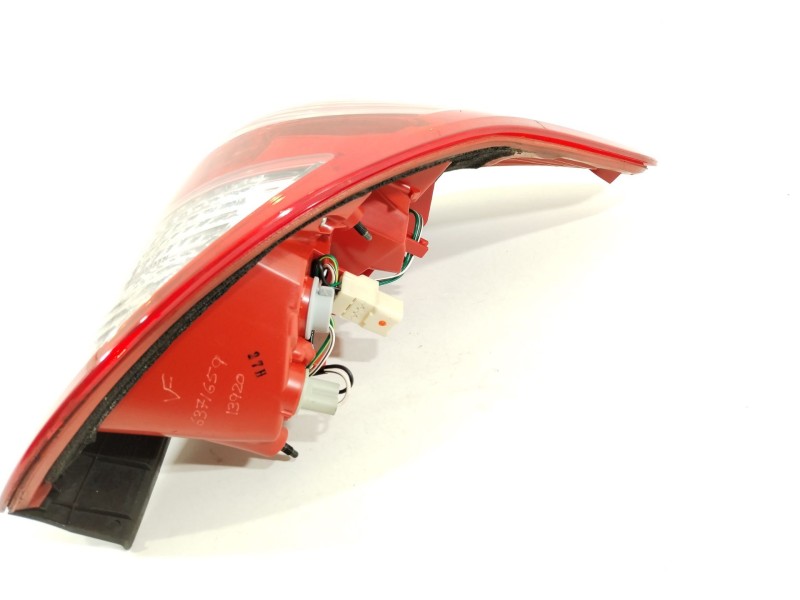 Recambio de piloto trasero derecho para toyota rav 4 iii (_a3_) 2.2 d (ala35_) referencia OEM IAM 8155142120  