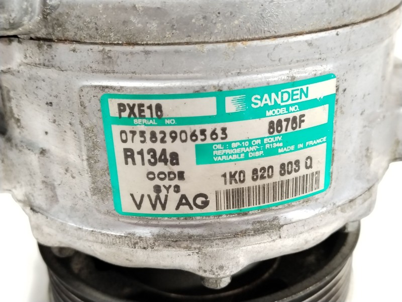 Recambio de compresor aire acondicionado para volkswagen golf v (1k1) 1.9 tdi referencia OEM IAM 1K0820803Q  