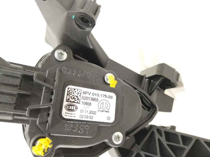Recambio de potenciometro pedal para fiat fiorino (2023) fiorino 2252 referencia OEM IAM 52013955  
