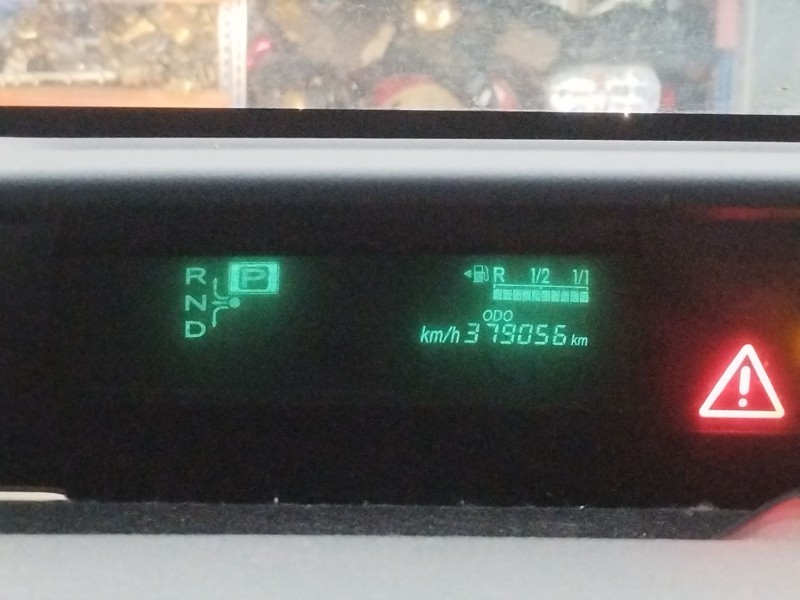 Recambio de cuadro instrumentos para toyota prius (nhw20) sol referencia OEM IAM 8380047251A  