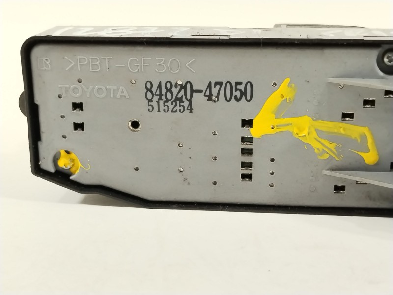 Recambio de mando elevalunas delantero izquierdo para toyota prius (nhw20) sol referencia OEM IAM 8482047050  