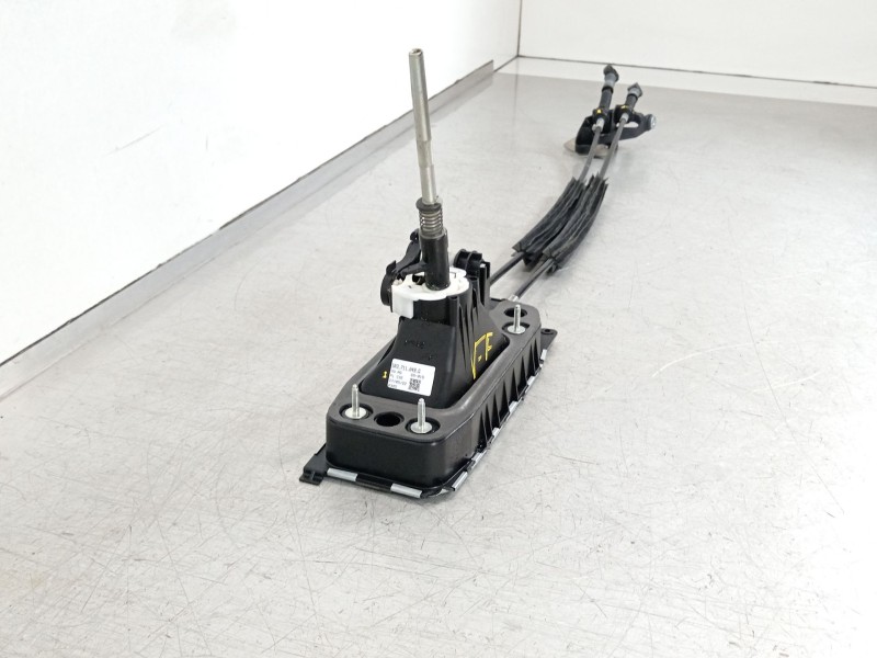 Recambio de palanca cambio para seat arona (kj7, kjp) 1.0 tsi referencia OEM IAM 5R3711049G  