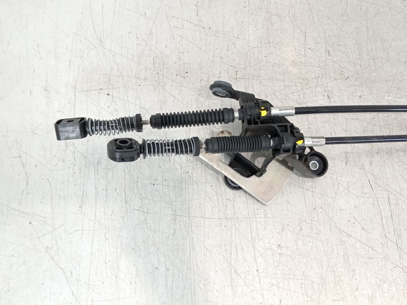 Recambio de palanca cambio para seat arona (kj7, kjp) 1.0 tsi referencia OEM IAM 5R3711049G  