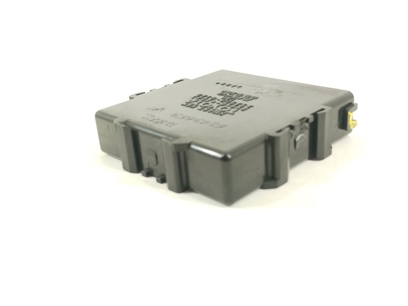 Recambio de modulo electronico para toyota prius (nhw20) sol referencia OEM IAM 8999047023  