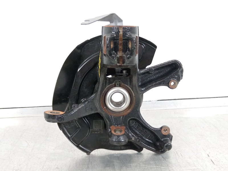 Recambio de mangueta delantera izquierda para seat arona (kj7, kjp) 1.0 tsi referencia OEM IAM 2Q0407255AD  