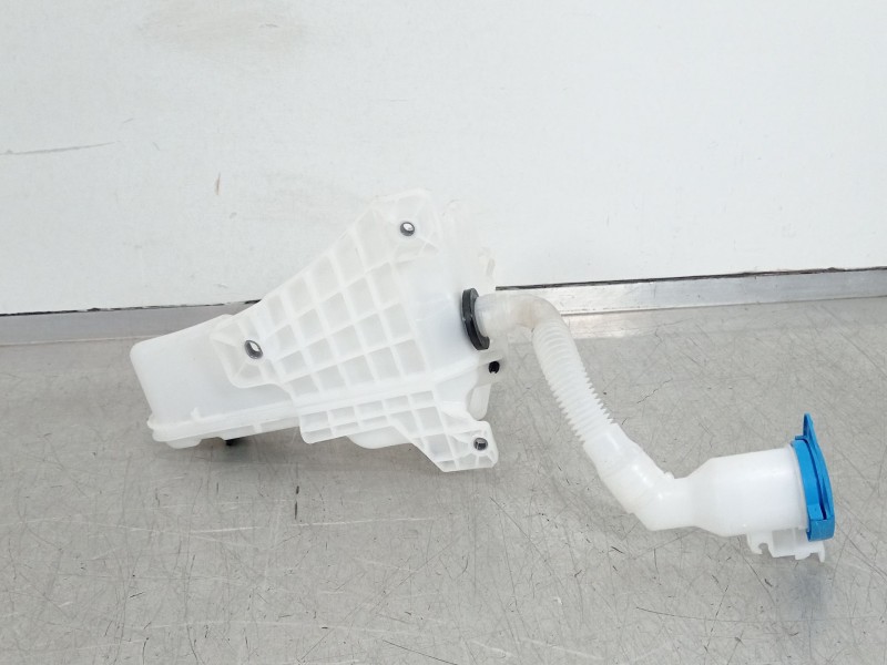 Recambio de deposito limpia para seat arona (kj7, kjp) 1.0 tsi referencia OEM IAM 2Q0955453F  