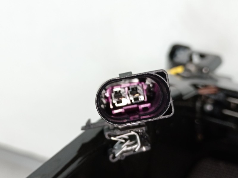 Recambio de panel frontal para seat arona (kj7, kjp) 1.0 tsi referencia OEM IAM 6F9805588H  